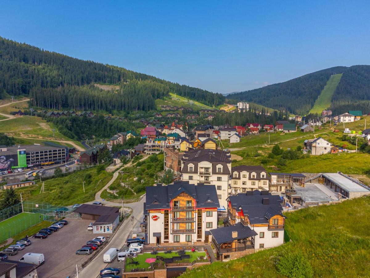 Amarena Spa Hotel: Mountain Retreat with Wellness Amenities Bukovel Exterior photo
