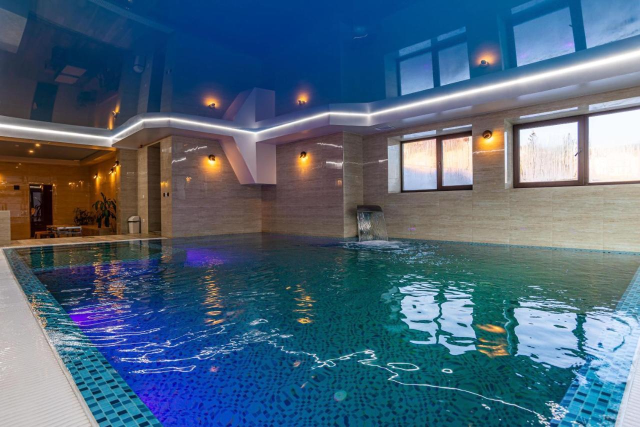 Amarena Spa Hotel: Mountain Retreat with Wellness Amenities Bukovel Exterior photo