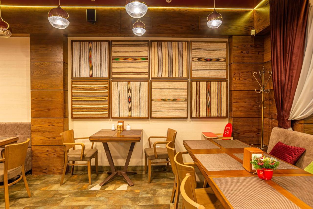 Amarena Spa Hotel: Mountain Retreat with Wellness Amenities Bukovel Exterior photo